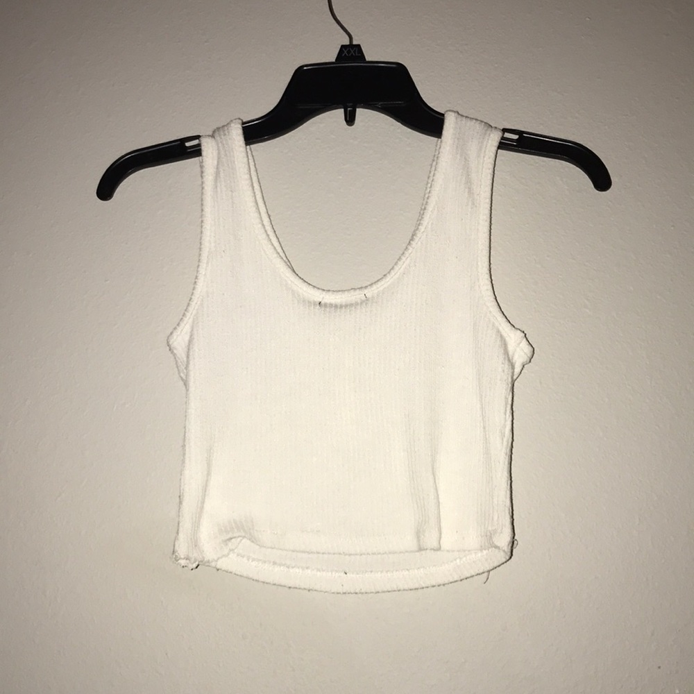 Crop top - Picture 2 of 3